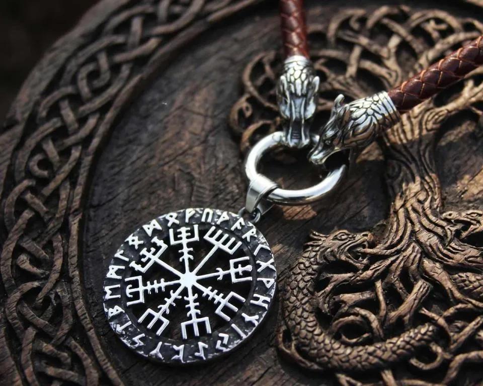 Wolfslederkette Vegvisir